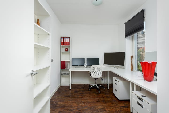 Foto 13 van Charles Barklastraat 17