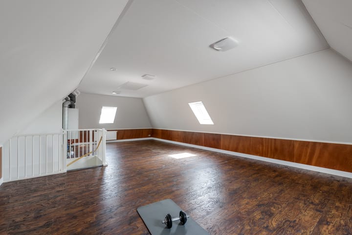 Foto 49 van Charles Barklastraat 17