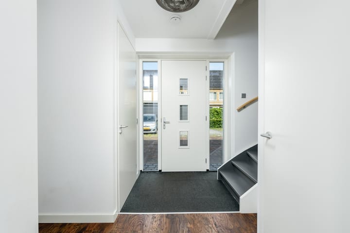 Foto 11 van Charles Barklastraat 17