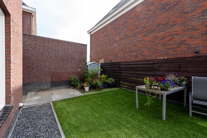 Foto 56 van Charles Barklastraat 17