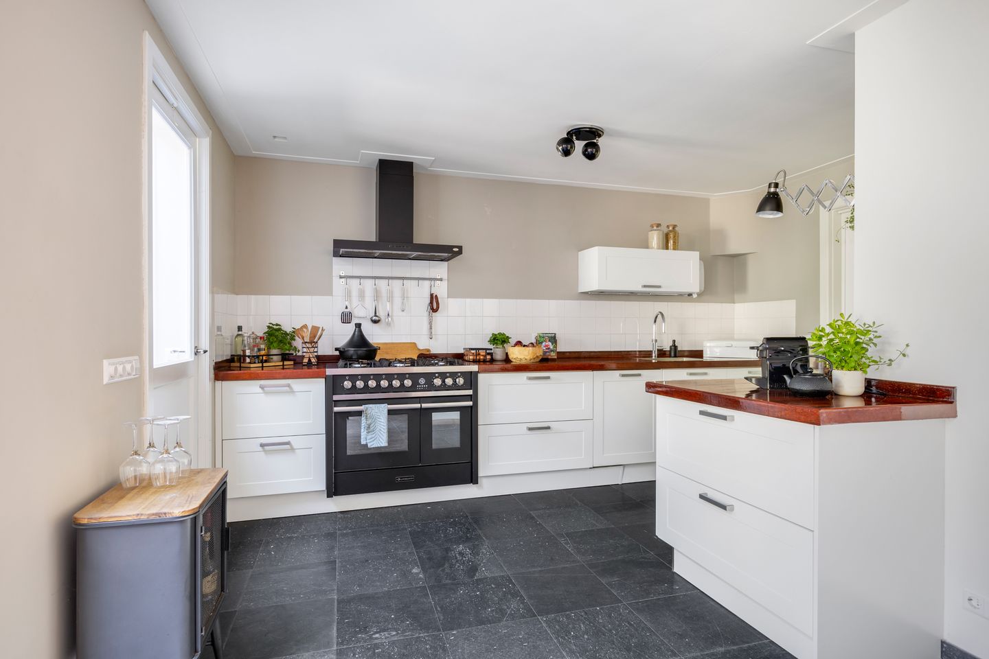 Foto 10 van Heiligenbergerweg 14