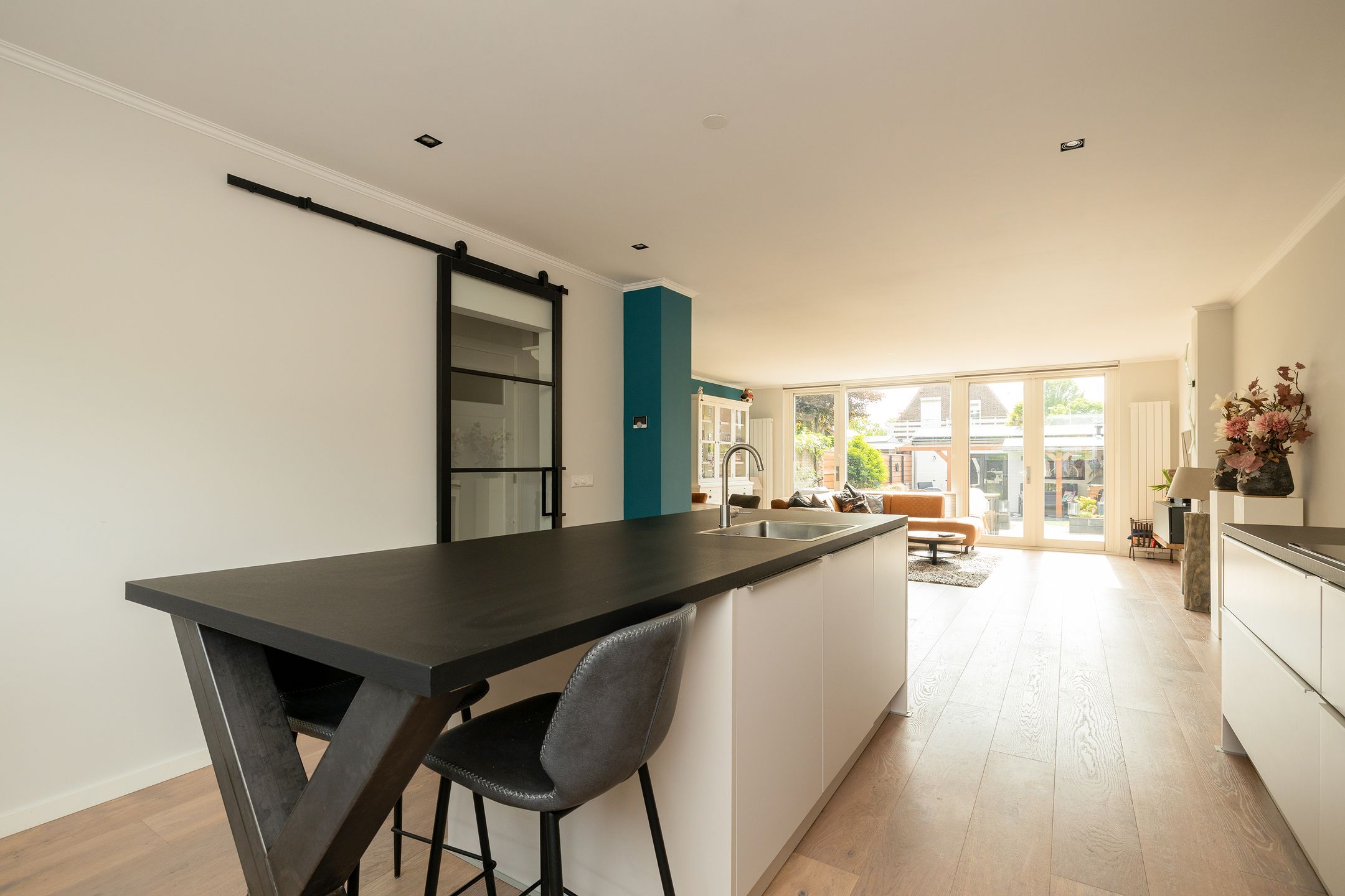 Foto 15 van Larixlaan 31