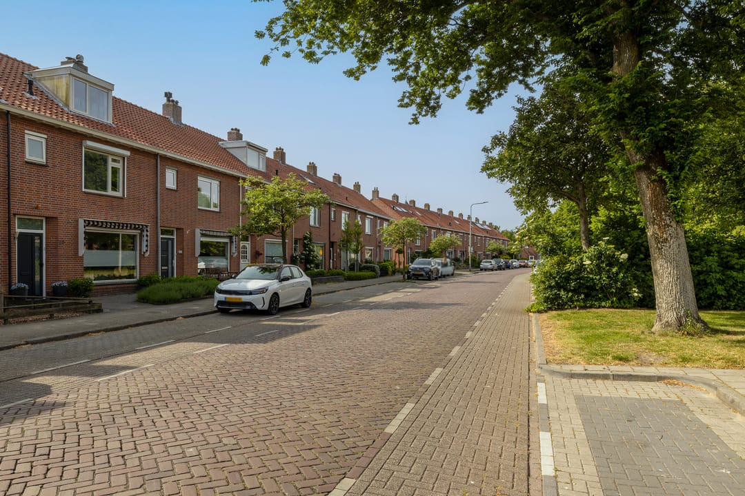 Foto 46 van Larixlaan 31