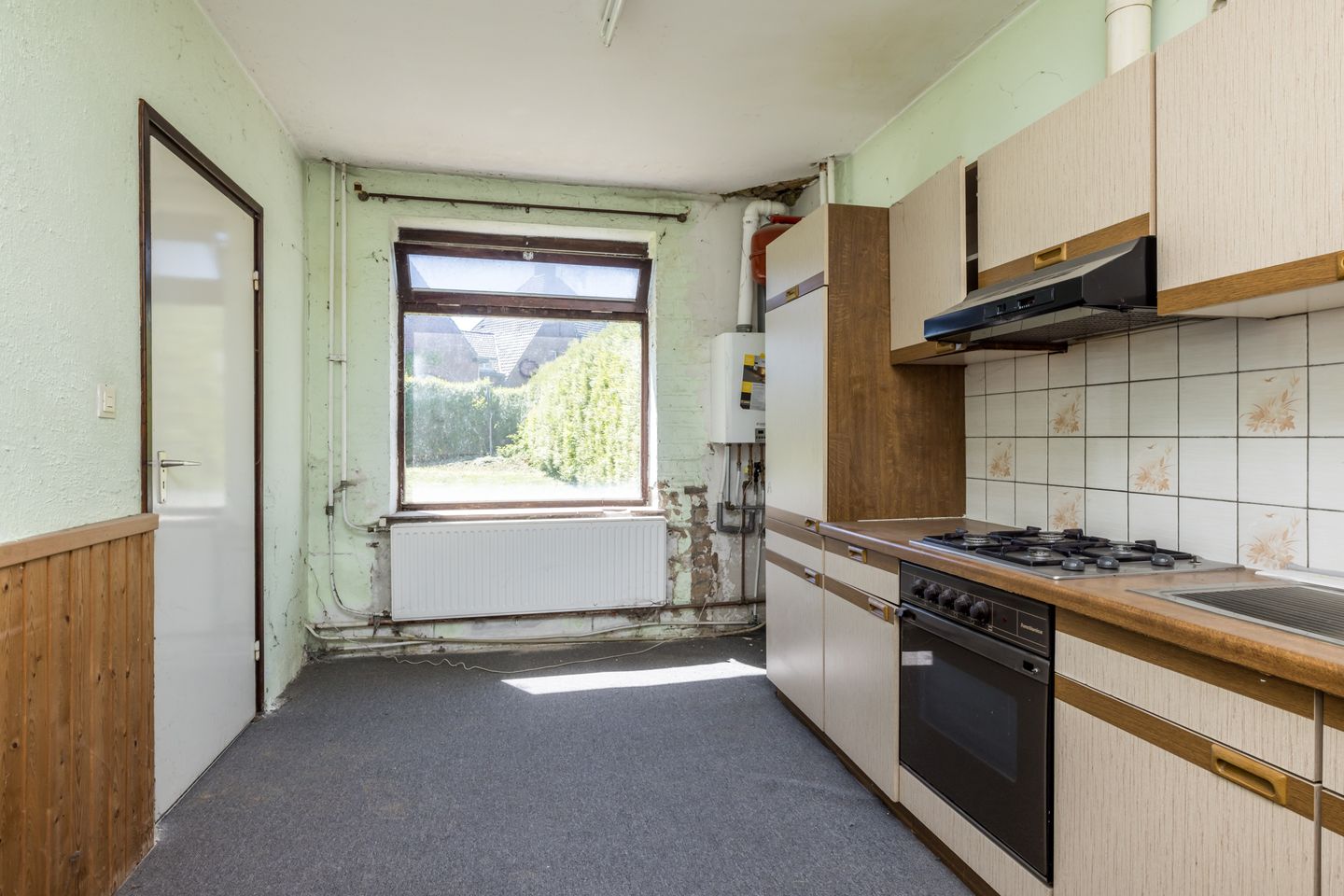 Foto 10 van Aalbekerweg 36-A