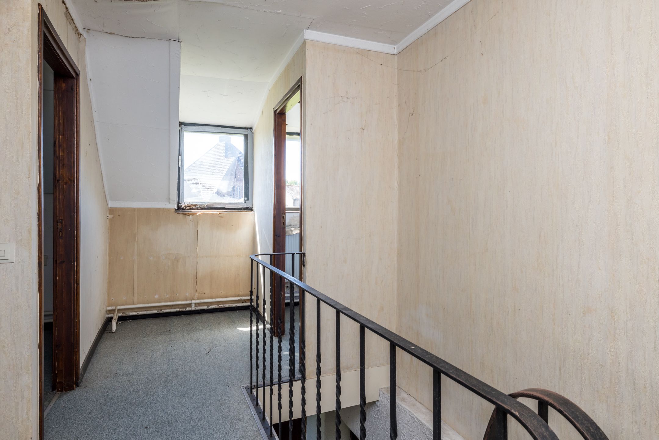 Foto 15 van Aalbekerweg 36-A