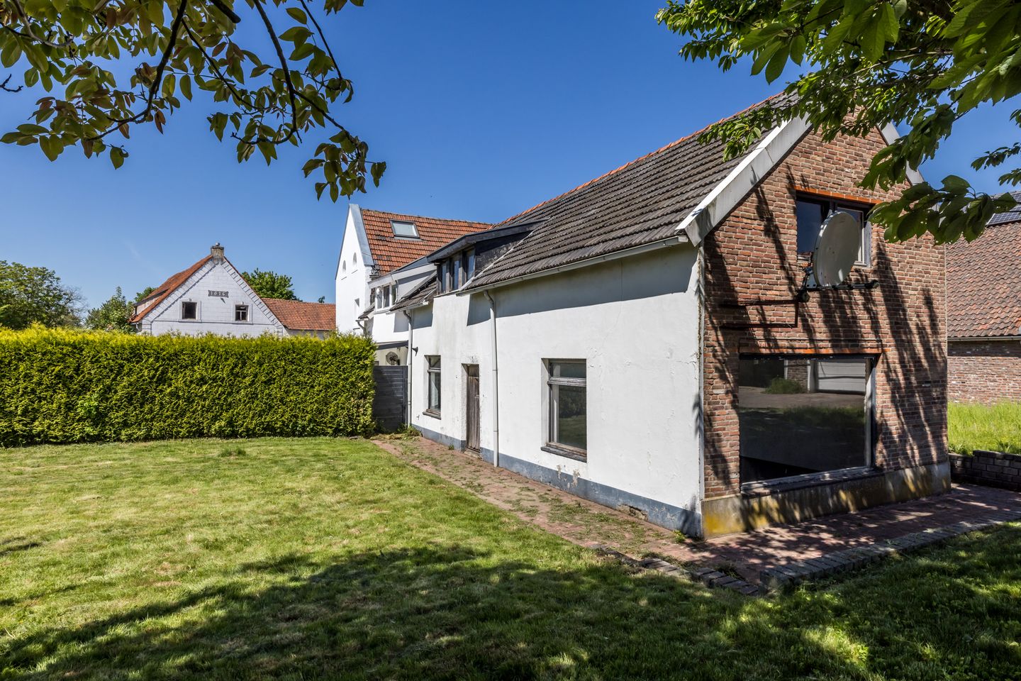 Foto 20 van Aalbekerweg 36-A