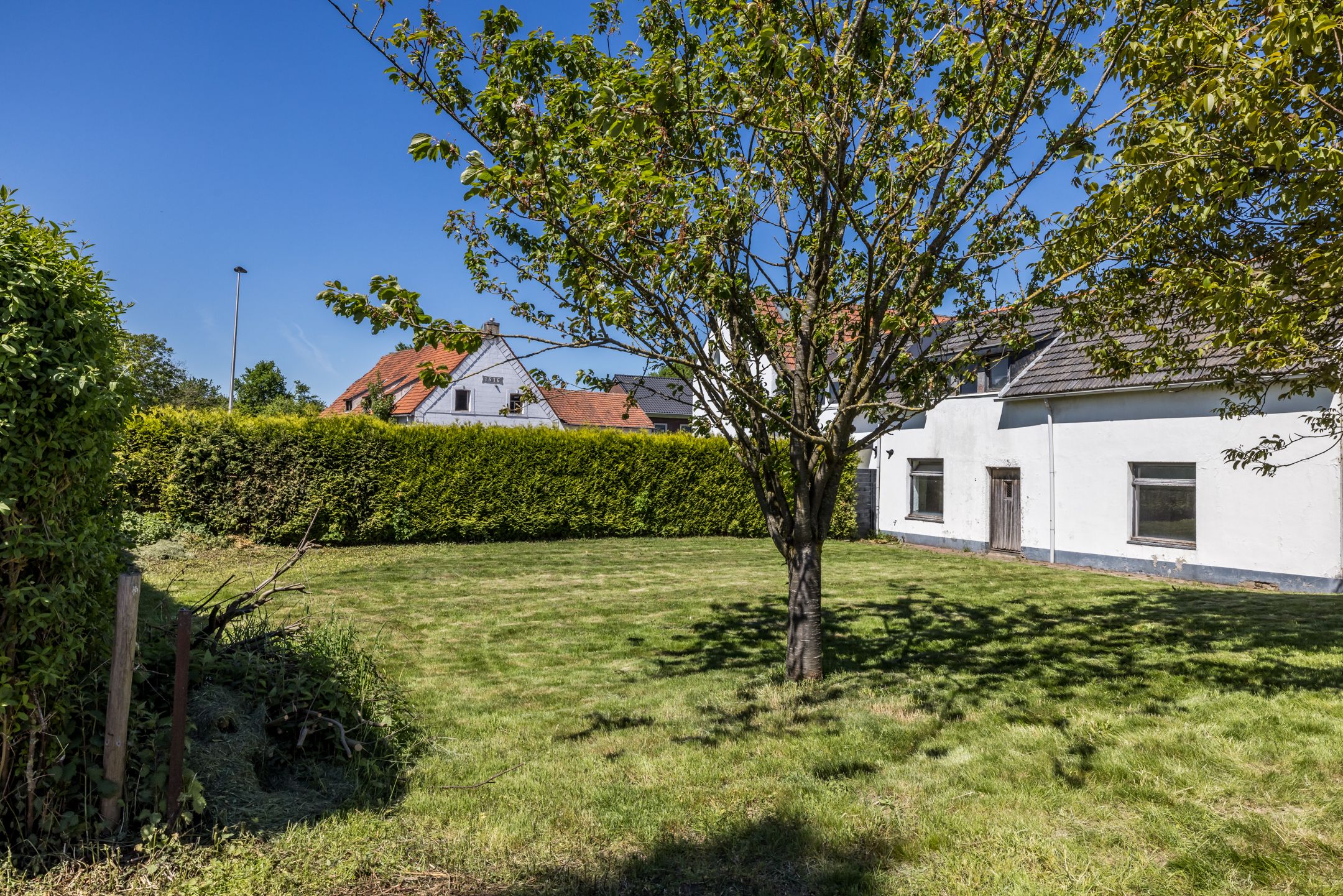 Foto 24 van Aalbekerweg 36-A