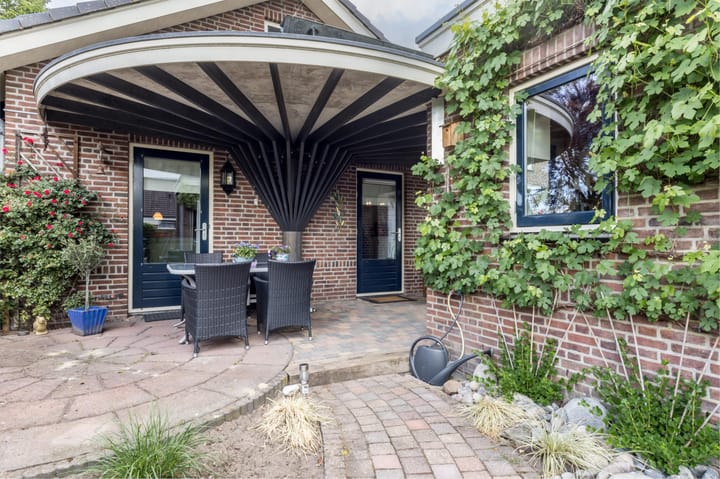 Photo 64 of Driemorgen 25