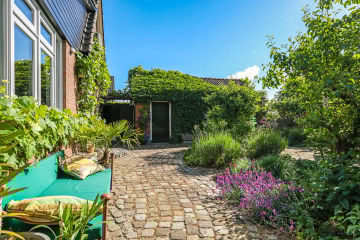 Photo 2 of Kerkstraat 43