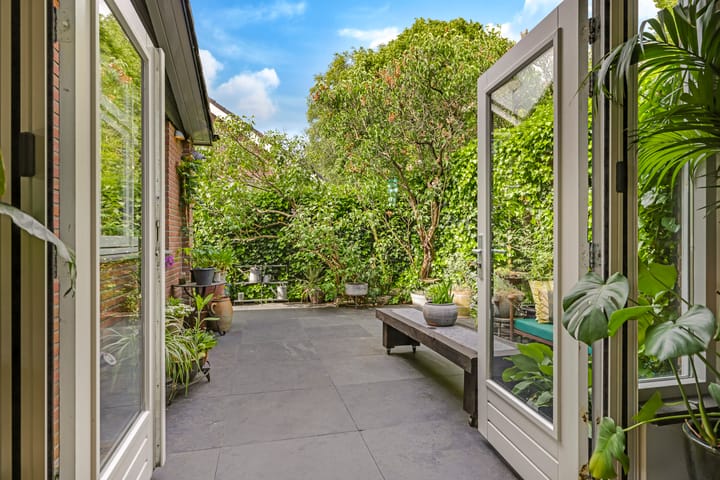 Photo 21 of Kerkstraat 43