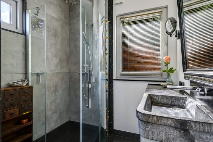 Photo 34 of Kerkstraat 43