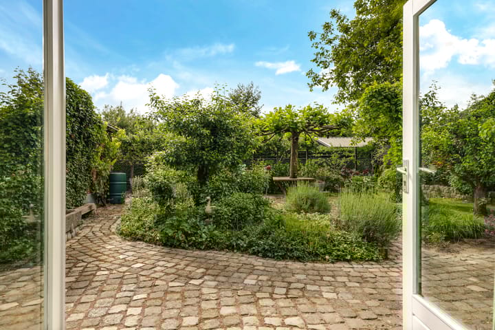 Photo 53 of Kerkstraat 43