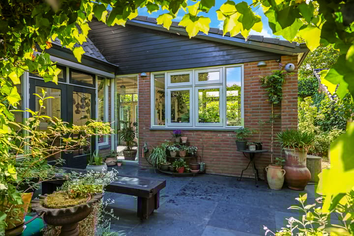 Photo 76 of Kerkstraat 43