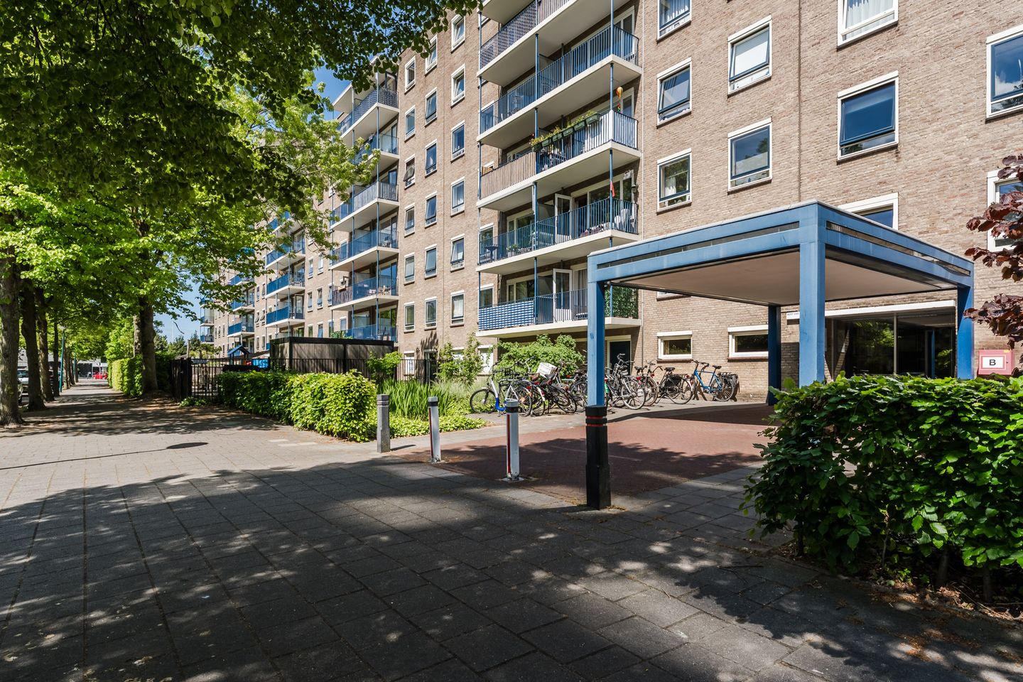 Photo 5 of Aert van Neslaan 406