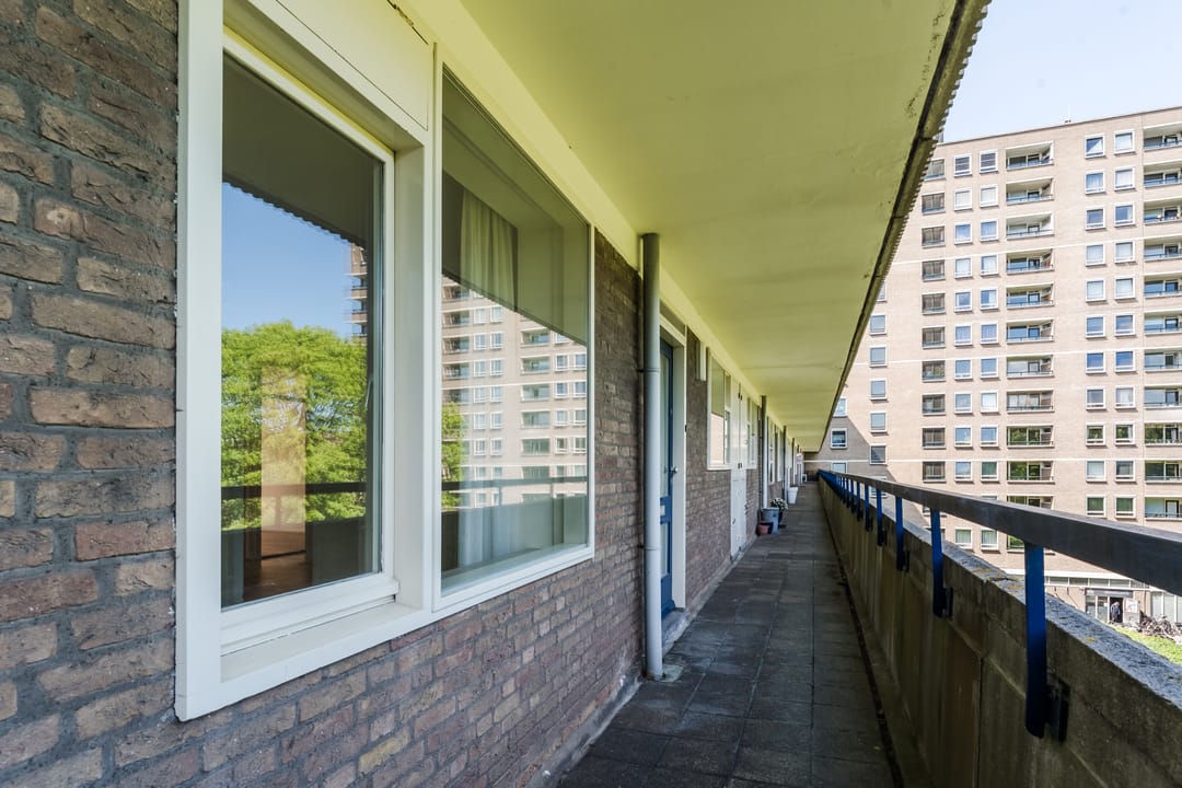 Photo 7 of Aert van Neslaan 406