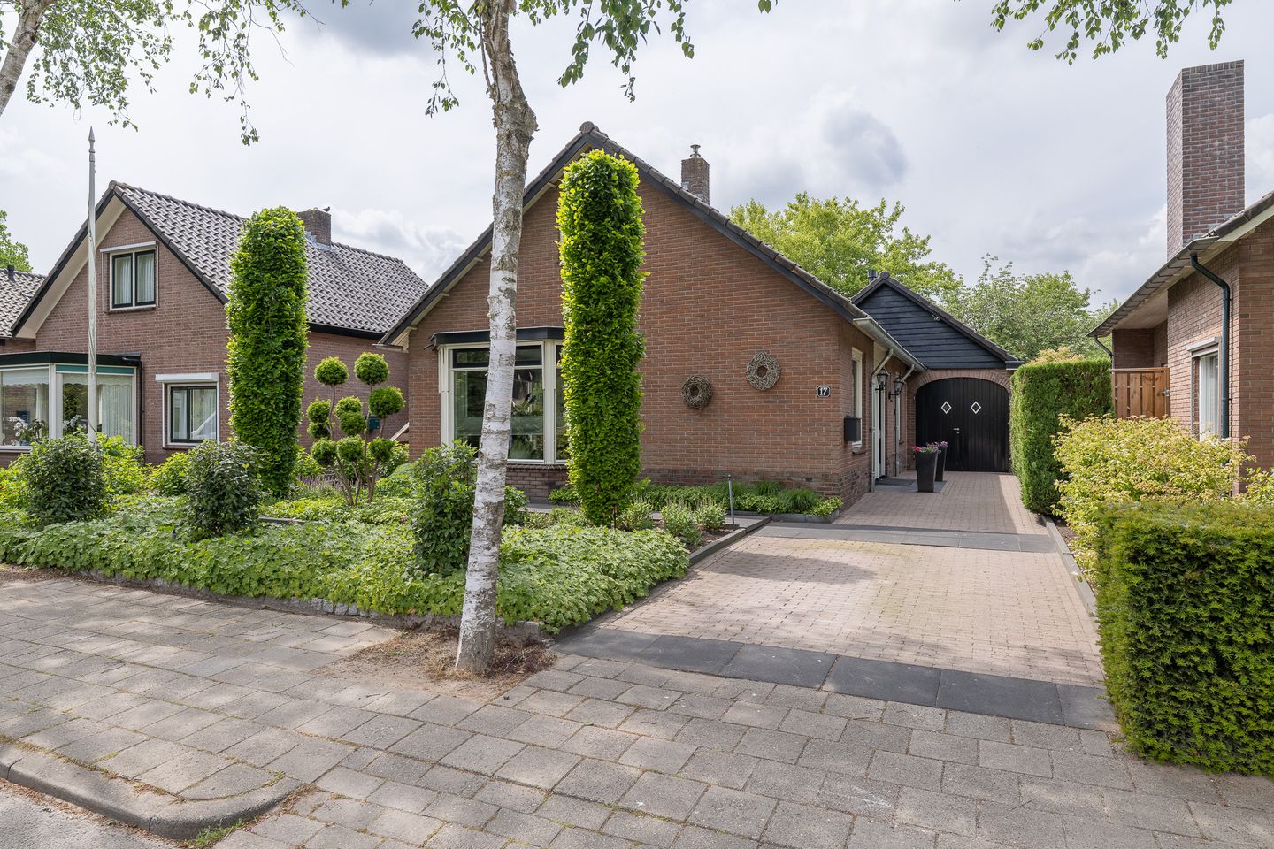 Foto 1 van Versteeglaan 17