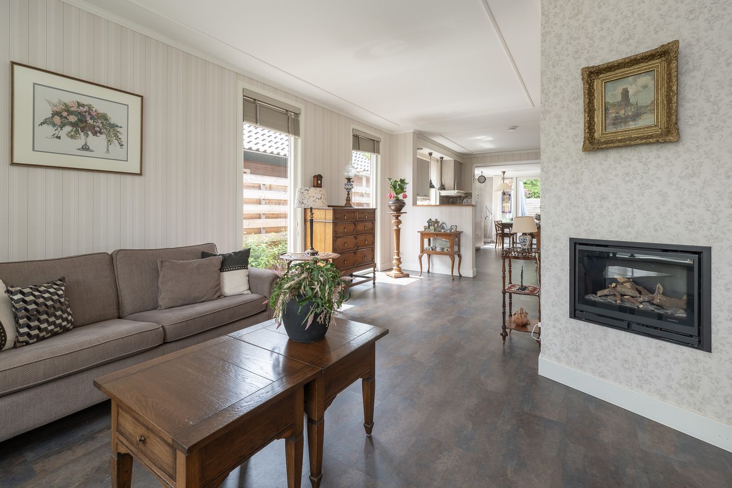 Photo 5 of Versteeglaan 17