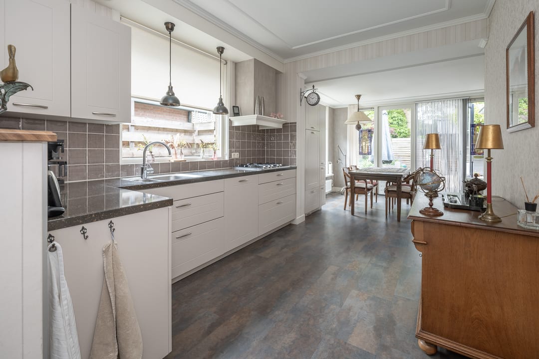 Photo 8 of Versteeglaan 17