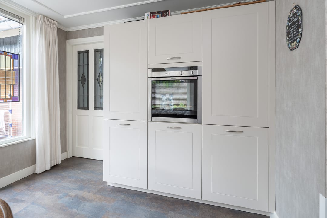 Photo 13 of Versteeglaan 17