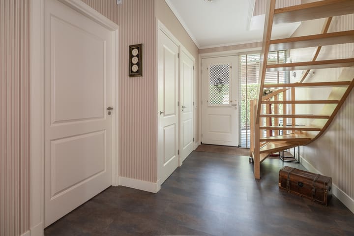 Foto 24 van Versteeglaan 17