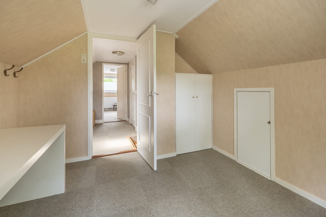 Photo 28 of Versteeglaan 17