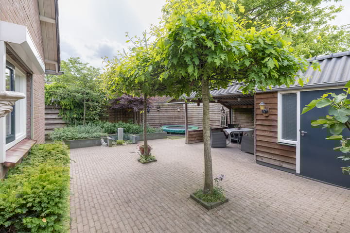 Foto 35 van Versteeglaan 17