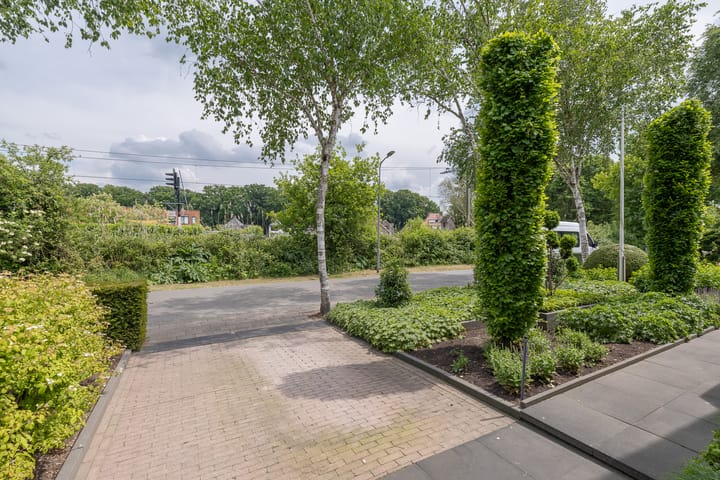 Foto 47 van Versteeglaan 17