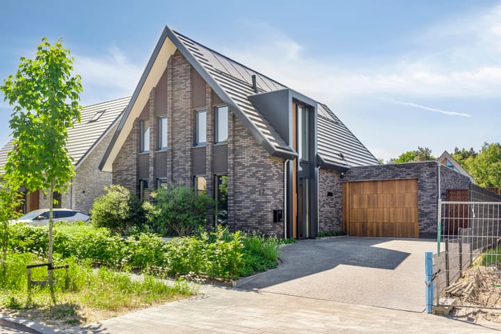 Foto 1 van Didi Rooslaan 17