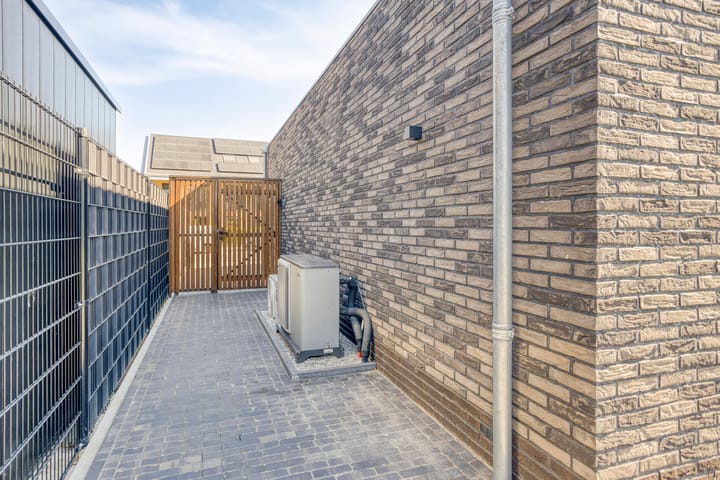 Foto 32 van Didi Rooslaan 17