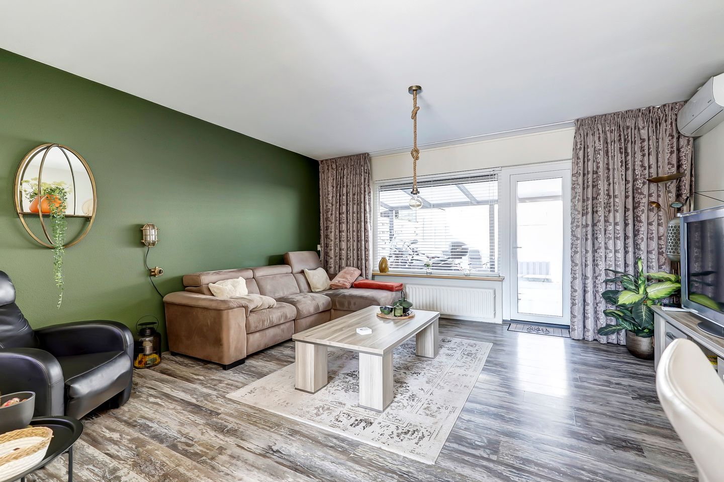 Photo 4 of Mustangstraat 43