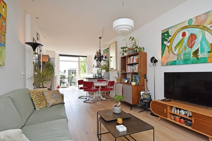 Foto 5 van Caan van Necklaan 136-B