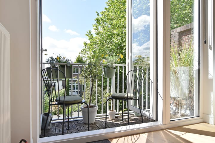 Foto 11 van Caan van Necklaan 136-B