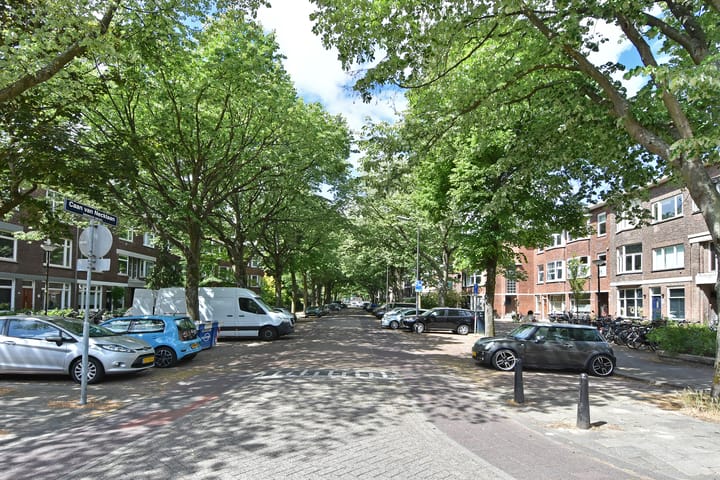 Foto 31 van Caan van Necklaan 136-B