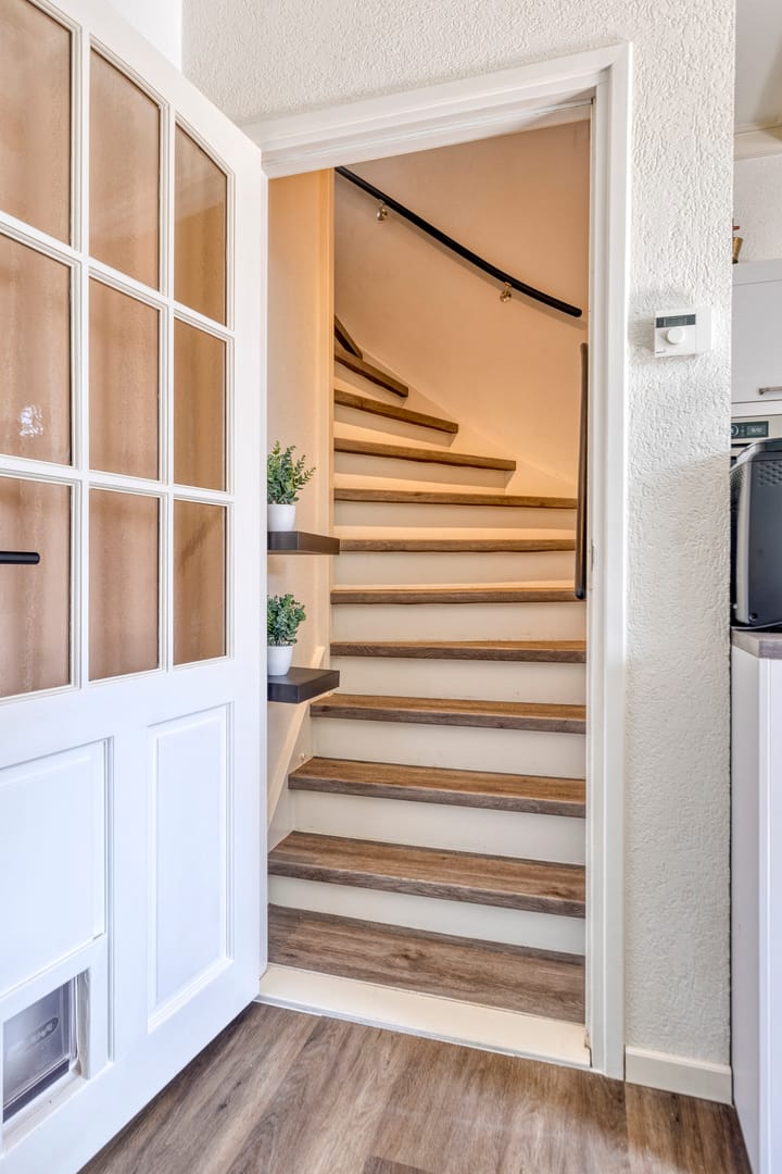 Photo 13 of Prins Bernhardlaan 46