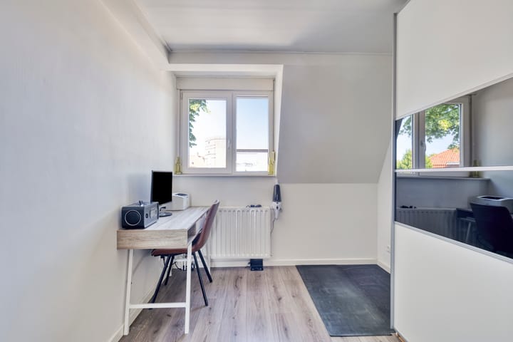 Photo 18 of Prins Bernhardlaan 46