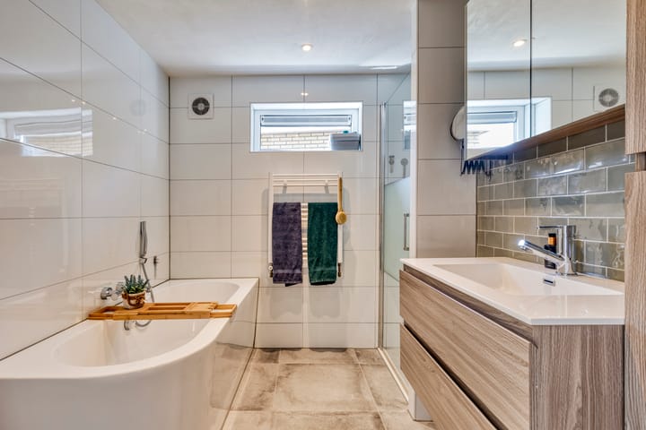 Photo 21 of Prins Bernhardlaan 46