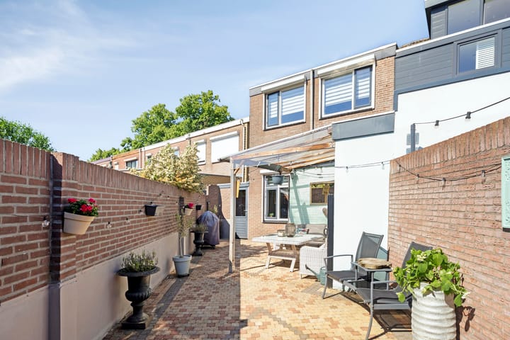 Photo 29 of Prins Bernhardlaan 46