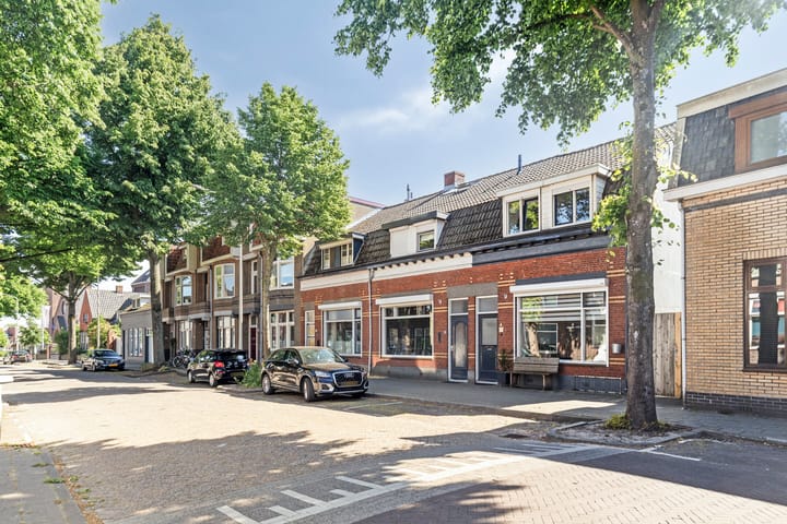 Photo 35 of Prins Bernhardlaan 46