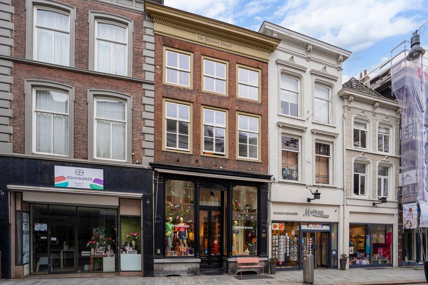 Bekijk foto 3 van Vughterstraat 19