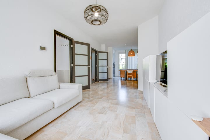 Photo 2 of Den Helderstraat 89