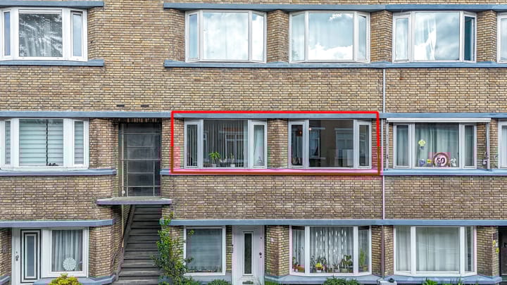 Photo 5 of Den Helderstraat 89