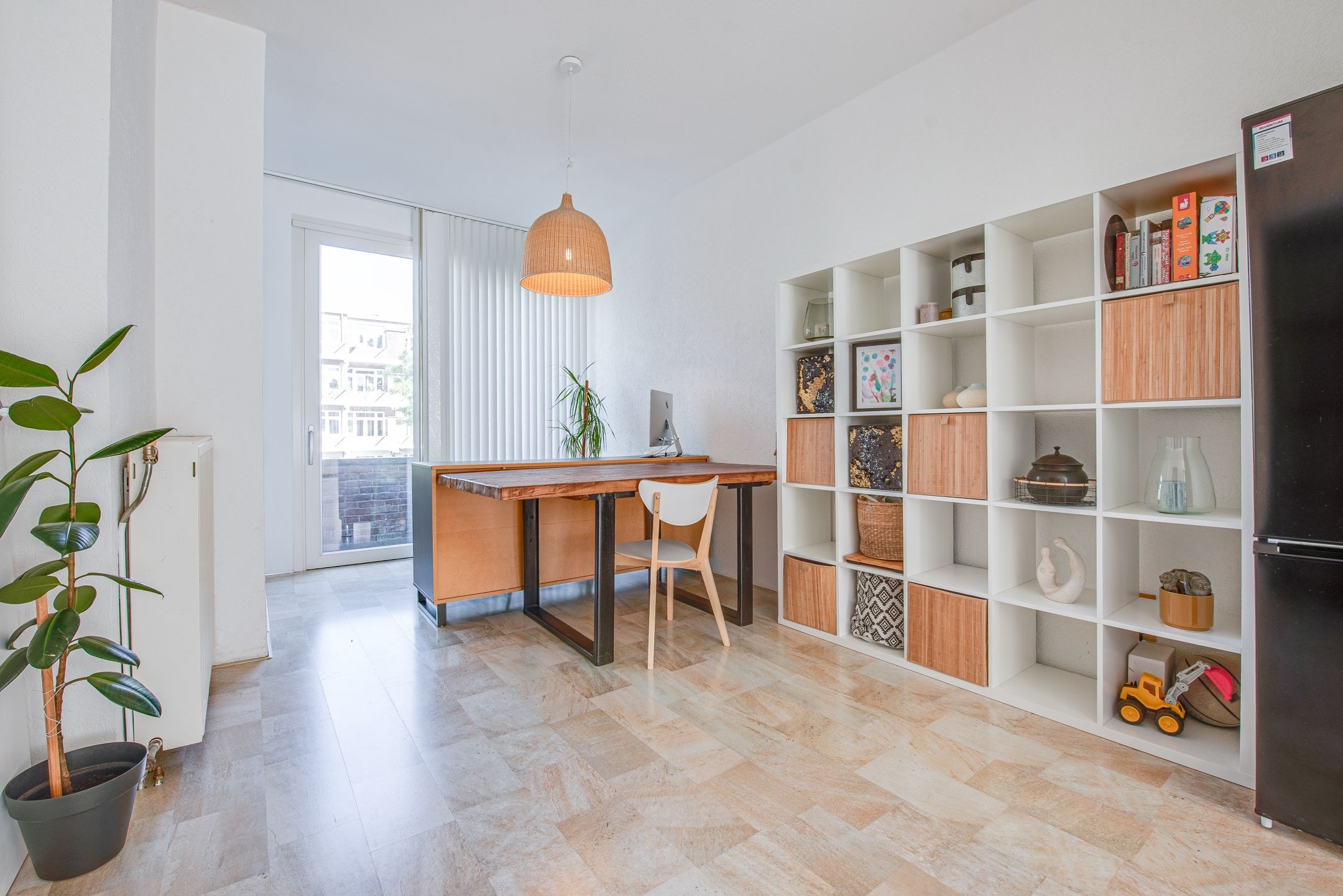 Photo 3 of Den Helderstraat 89