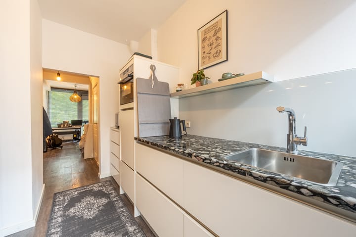 Foto 16 van Mariniersweg 72-E