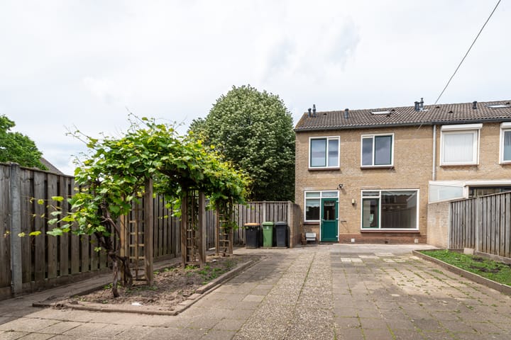 Foto 18 van Brederostraat 15