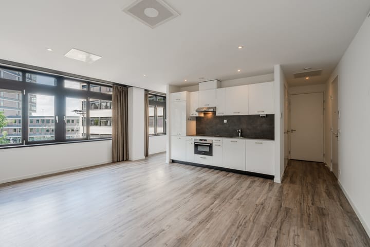 Photo 2 of Stadsring 17-T