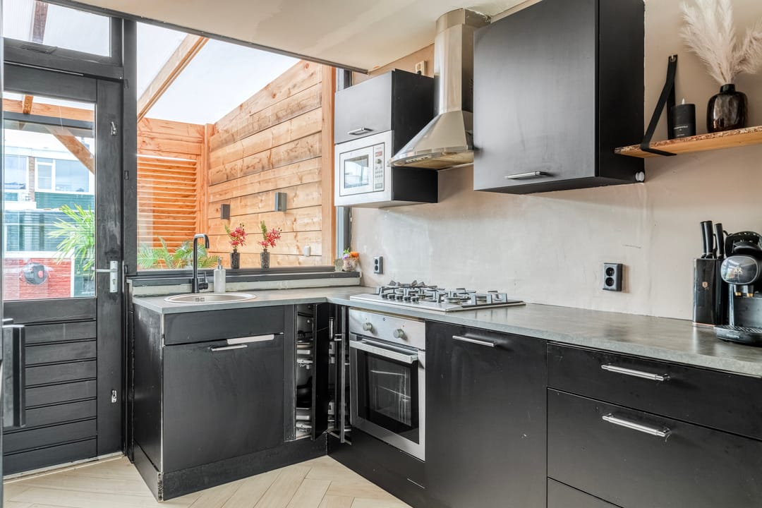 Foto 8 van Breitnerstraat 13