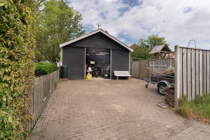 Foto 36 van Oostweg 68