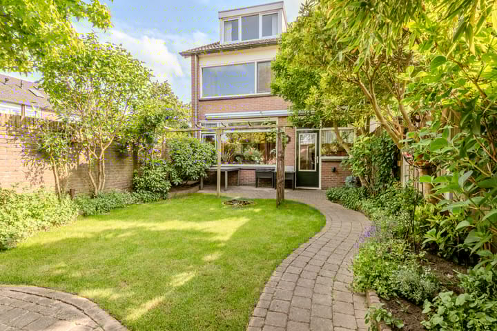 Foto 23 van Van Breestraat 41