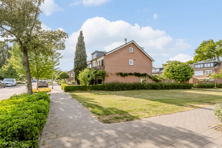 Foto 28 van Van Breestraat 41