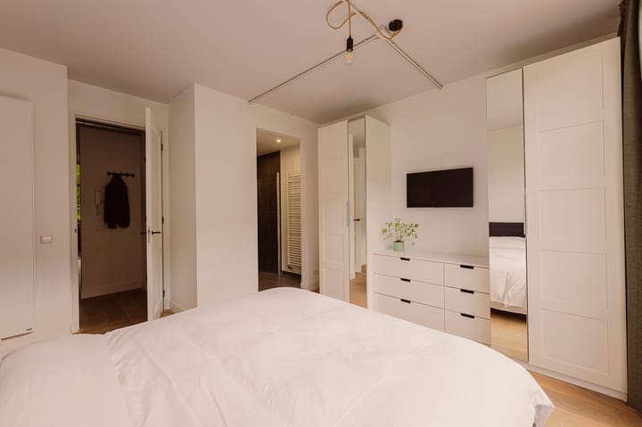 Photo 12 of Louise de Colignystraat 40-H